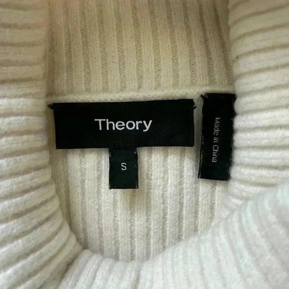 Theory Jemliss Cold Shoulder Ribbed  Wool Turtleneck Sweater Ivory Cream Small - Picture 11 of 16